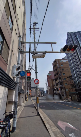 京都市上京区小川通今出川上る中小川町、マンションの前面道路を含む現地写真画像です