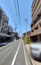 京都市上京区元誓願寺通大宮東入寺今町、マンションの前面道路を含む現地写真画像です