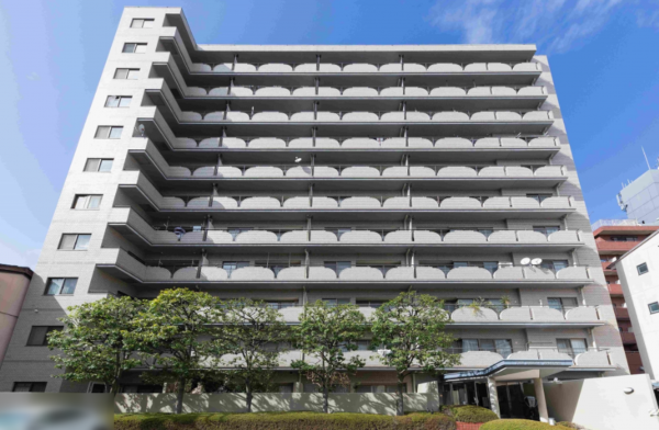 京都市上京区今出川通堀川東入飛鳥井町、マンションの外観画像です