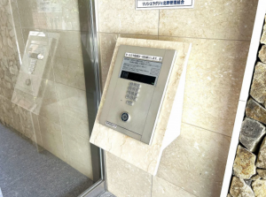 京都市上京区大上之町、マンションのエントランス画像です