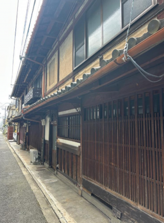 京都市上京区元誓願寺通大宮東入寺今町、中古一戸建ての外観画像です