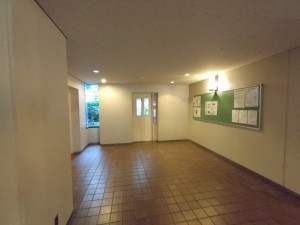 京都市上京区東堀川通一条上る竪富田町、マンションのエントランス画像です