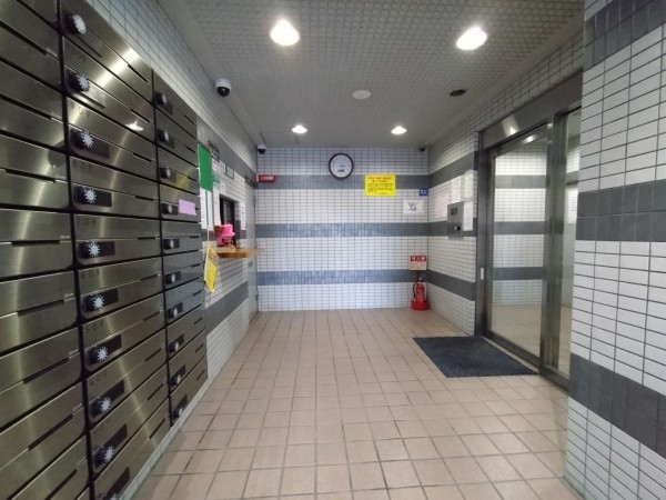 京都市上京区葭屋町通中立売上る福大明神町、マンションの画像です