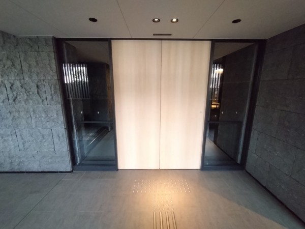 京都市上京区河原町通広小路下る東桜町、マンションの画像です