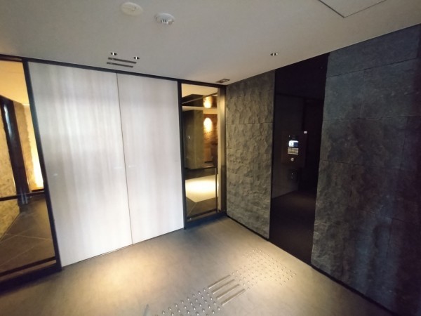 京都市上京区河原町通広小路下る東桜町、マンションの画像です