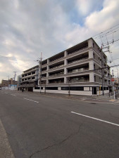 京都市上京区藁屋町、マンションの画像です