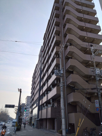 京都市上京区堀川通上立売上る芝薬師町、マンションの画像です