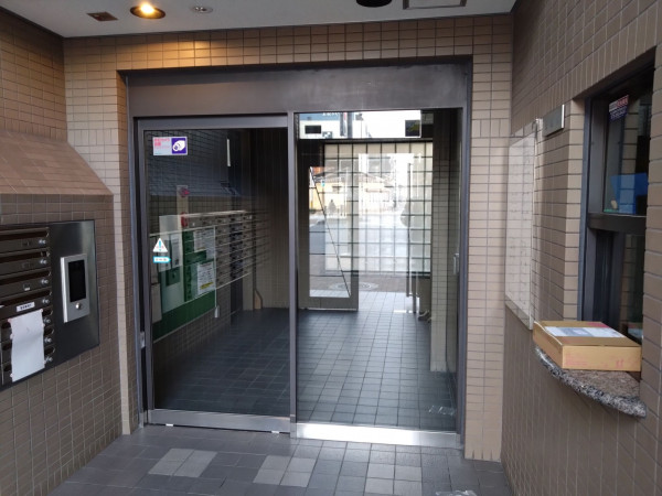 京都市上京区堀川通上立売上る芝薬師町、マンションの画像です