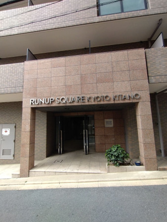 京都市上京区一条通御前通西入３丁目西町、マンションの画像です