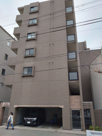 京都市上京区一条通御前通西入３丁目西町、マンションの画像です