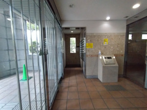 京都市上京区千本通一条上る北伊勢殿構町、マンションの画像です