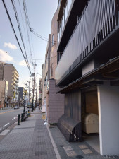 京都市上京区泰童片原町、マンションの画像です