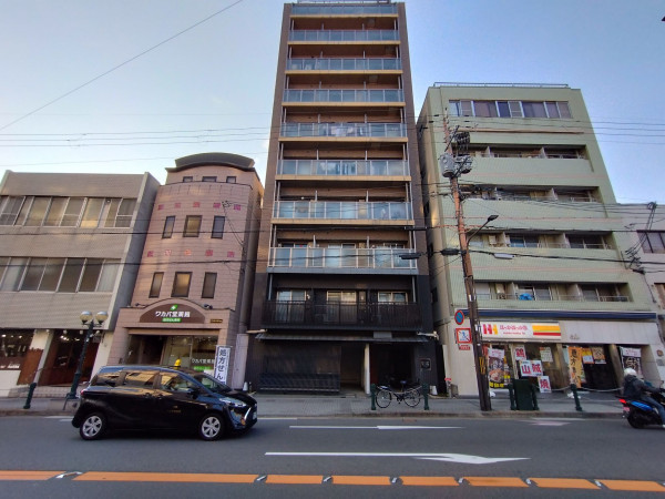 京都市上京区泰童片原町、マンションの画像です