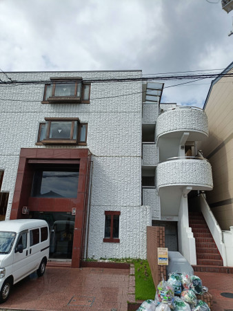 京都市上京区真倉町、マンションの画像です