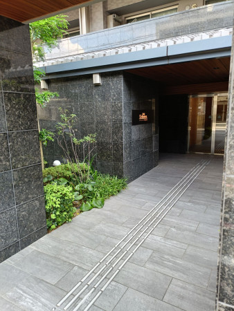 京都市中京区三条通堀川東入橋東詰町、マンションの画像です
