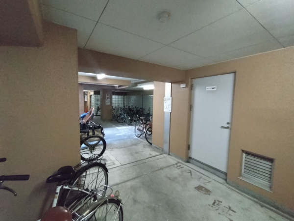 京都市上京区東堀川通上長者町下る二町目、マンションの画像です