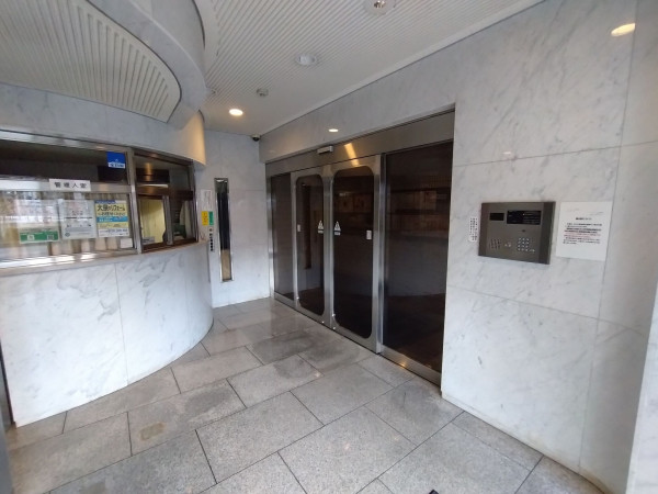 京都市上京区東堀川通上長者町下る二町目、マンションの画像です