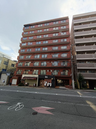 京都市中京区聚楽廻南町、マンションの画像です