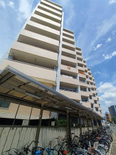 京都市中京区西ノ京北壺井町、マンションの画像です