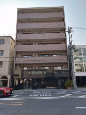 京都市上京区丸太町通黒門東入藁屋町、マンションの画像です