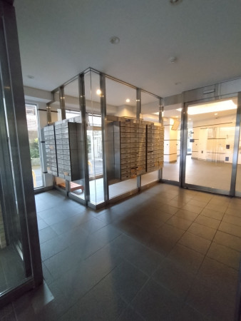 京都市上京区仁和寺街道千本西入五番町、マンションの画像です