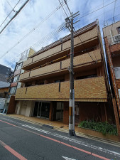 京都市中京区骨屋之町、マンションの画像です