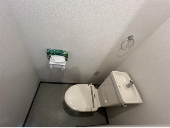 京都市中京区壬生東大竹町、収益物件/ビルのトイレ画像です
