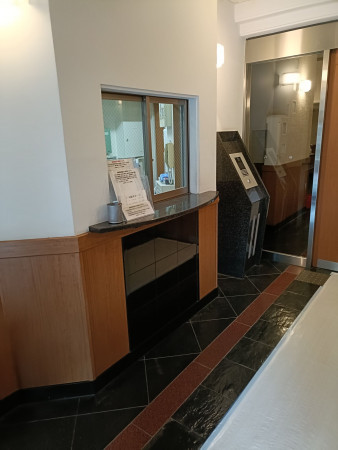 京都市中京区室町通三条下る烏帽子屋町、マンションの画像です