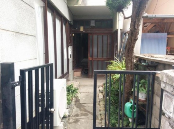 福山市鞆町後地、中古一戸建ての画像です
