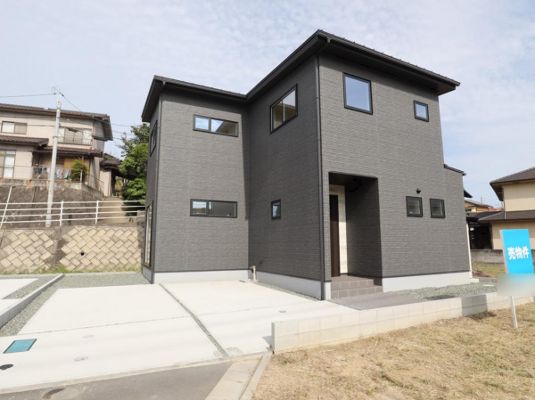 福山市引野町北、中古一戸建ての外観画像です