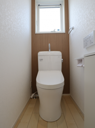 福山市引野町北、新築一戸建てのトイレ画像です