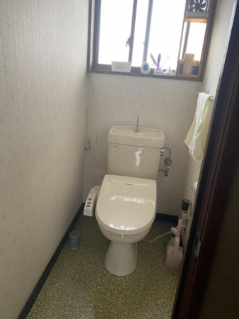 福山市幕山台、中古一戸建てのトイレ画像です