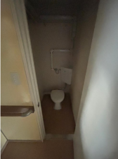 福山市西桜町、マンションのトイレ画像です