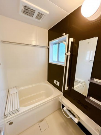 福山市瀬戸町大字長和、中古一戸建ての風呂画像です