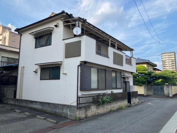 福山市霞町、中古一戸建ての画像です