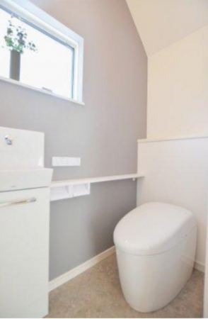 福山市水呑町、新築一戸建てのトイレ画像です