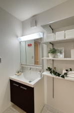 福山市引野町、新築一戸建ての洗面画像です