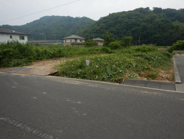 福山市沼隈町大字草深、土地の画像です