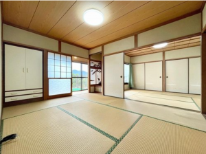 福山市沼隈町大字能登原、中古一戸建ての画像です