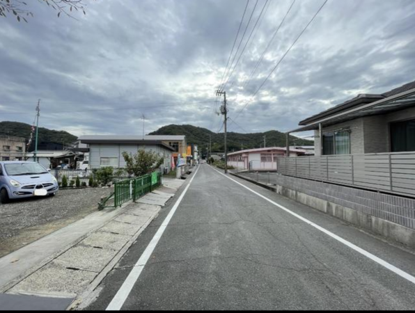 福山市沼隈町大字草深、土地の画像です