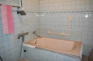 福山市田尻町、中古一戸建ての風呂画像です