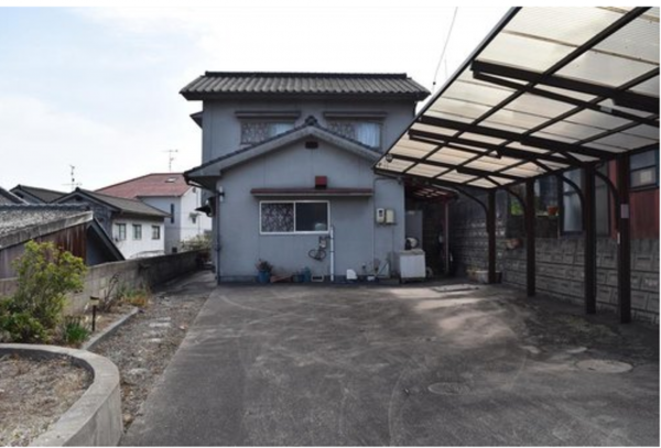 福山市田尻町、中古一戸建ての外観画像です