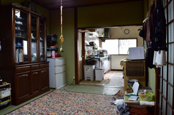 福山市田尻町、中古一戸建ての居間画像です