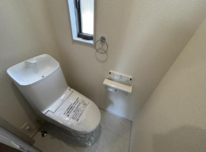 福山市水呑町、新築一戸建てのトイレ画像です