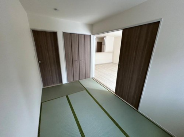 福山市水呑町、新築一戸建ての画像です
