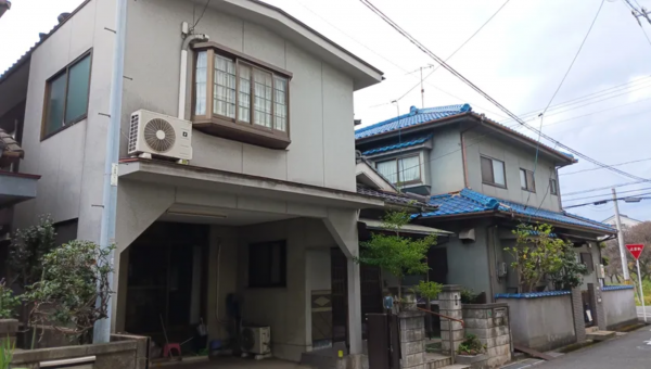 福山市港町、中古一戸建ての画像です