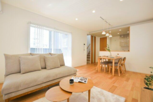 福山市三吉町、新築一戸建ての居間画像です