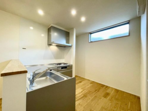 福山市南手城町、中古一戸建てのキッチン画像です