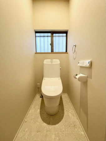 福山市南手城町、中古一戸建てのトイレ画像です