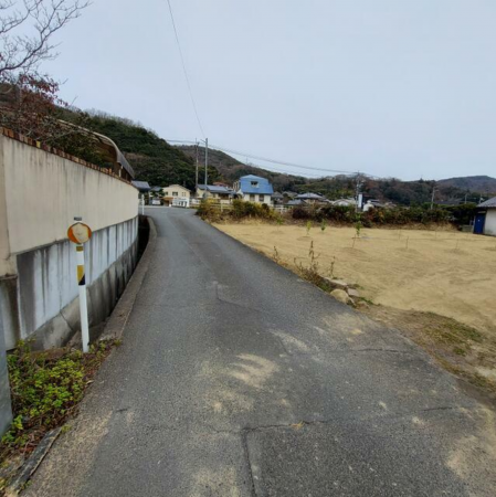 福山市沼隈町大字常石、土地の画像です